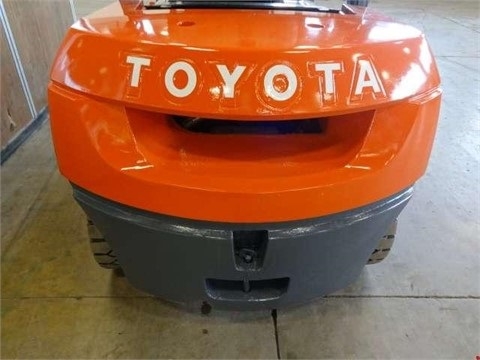 Montacargas Toyota 7FGU35