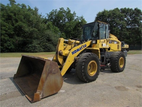 Cargadoras Sobre Ruedas Komatsu WA320