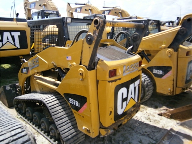 Minicargadores Caterpillar 257B