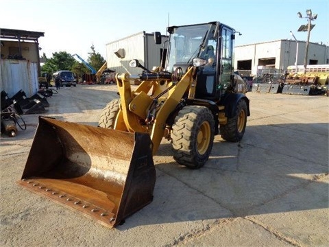 Cargadoras Sobre Ruedas Caterpillar 908H