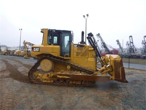 Tractores Sobre Orugas Caterpillar D6T