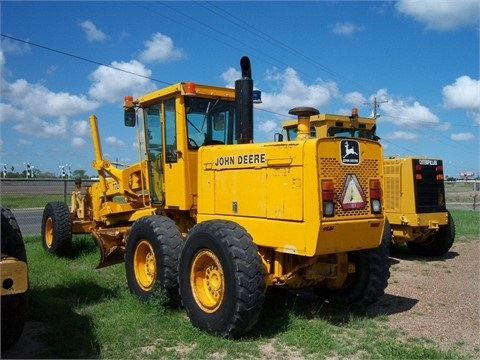 Motoconformadoras Deere 770BH