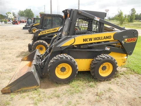 Minicargadores New Holland L185