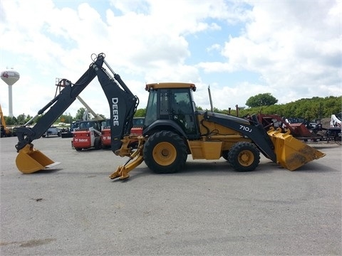 Backhoe Loaders Deere 710J