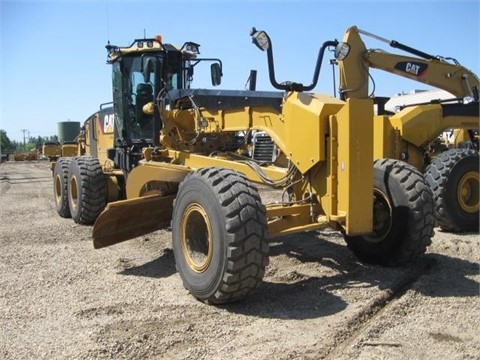 Motoconformadoras Caterpillar 14M