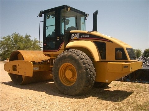 Compactadora Vibratoria Caterpillar CS-563E