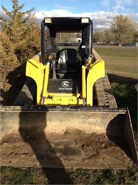 Minicargadores Deere CT322