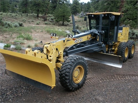 Motoconformadoras Deere 672D