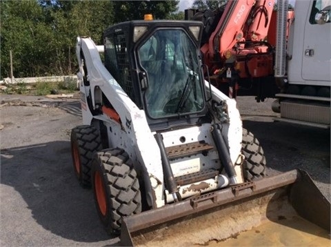 Minicargadores Bobcat S300