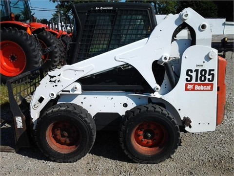 Minicargadores Bobcat S185