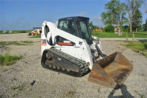 BOBCAT T320 importada en buenas condiciones Ref.: 1410566929617711 No. 2