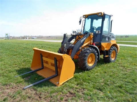 Cargadoras Sobre Ruedas Deere 244J