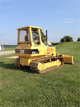  CATERPILLAR D3G de segunda mano a la venta Ref.: 1411606526560033 No. 3