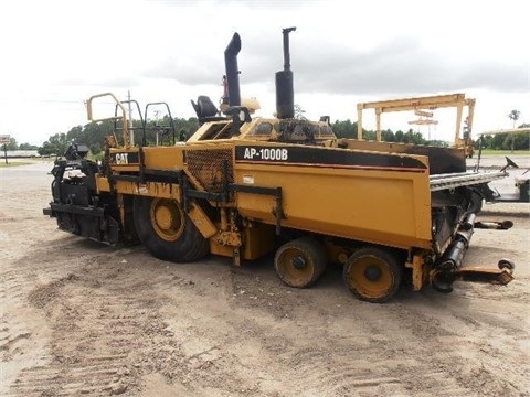 Pavers Caterpillar AP-1000B