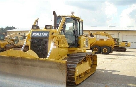 Tractores Sobre Orugas Komatsu D65WX