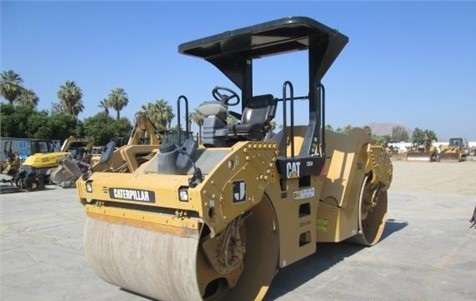 Compactadora Vibratoria Caterpillar CB54 de bajo costo Ref.: 1412893412008319 No. 4