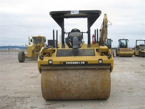 Compactadora Vibratoria Caterpillar CB54