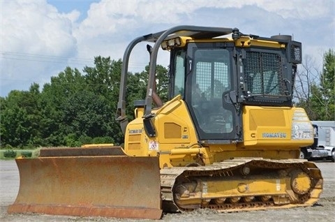 Tractores Sobre Orugas Komatsu D37P de medio uso en venta Ref.: 1413500467673075 No. 4