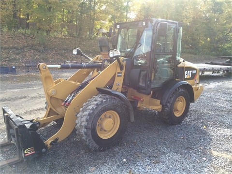 Cargadoras Sobre Ruedas Caterpillar 906H