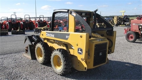 Minicargadores Deere 317 usada a la venta Ref.: 1414467719916647 No. 3