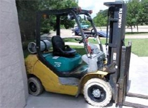 Freightelevator Komatsu FG25T
