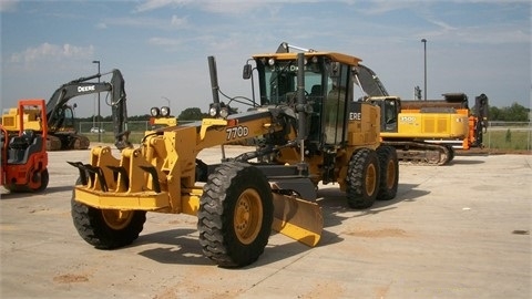 Motoconformadoras Deere 770D usada en buen estado Ref.: 1415393150060619 No. 2