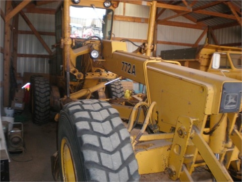 Motoconformadoras Deere 772A