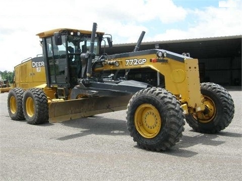 Motoconformadoras Deere 772GP