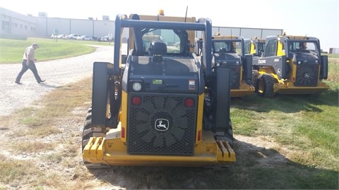 Minicargadores Deere 328E de segunda mano en venta Ref.: 1415828142509187 No. 2