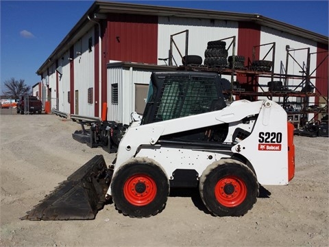 Minicargadores Bobcat S220