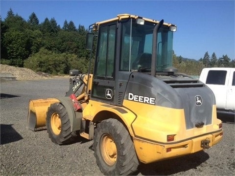 Cargadoras Sobre Ruedas Deere 244J