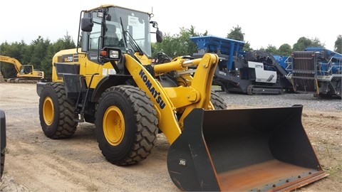 Cargadoras Sobre Ruedas Komatsu WA320 de medio uso en venta Ref.: 1416002064511669 No. 4