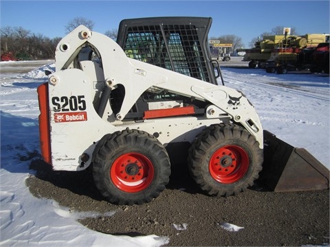 Minicargadores Bobcat S205