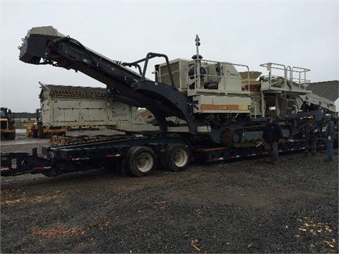 Crushing Machines Metso LT200HP