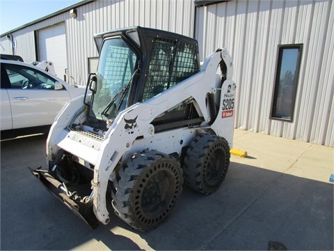 Minicargadores Bobcat S205