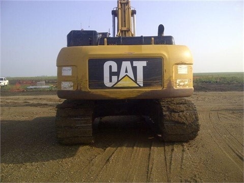 Excavadoras Hidraulicas Caterpillar 330D seminueva en perfecto es Ref.: 1417110356957035 No. 2