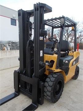 Montacargas Caterpillar P6000 usada de importacion Ref.: 1417126893434183 No. 2