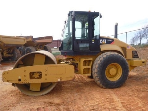 Compactadora Vibratoria Caterpillar CS-563E