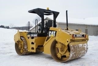 Compactadora De Doble Rodillo Caterpillar CB-564D