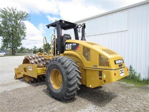 Compactadoras Suelos Y Rellenos Caterpillar CP56