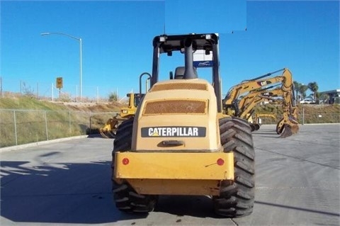 Compactadoras Suelos Y Rellenos Caterpillar CP56