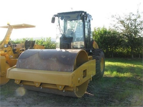 Compactadora Vibratoria Caterpillar CS56