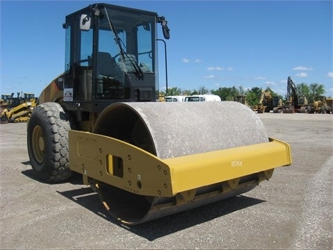 Compactadora Vibratoria Caterpillar CS56