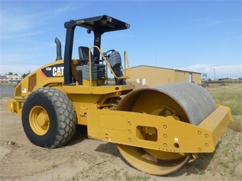 Compactadora Vibratoria Caterpillar CS56