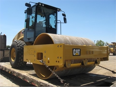 Compactadora Vibratoria Caterpillar CS66 seminueva en venta Ref.: 1417815868167807 No. 2