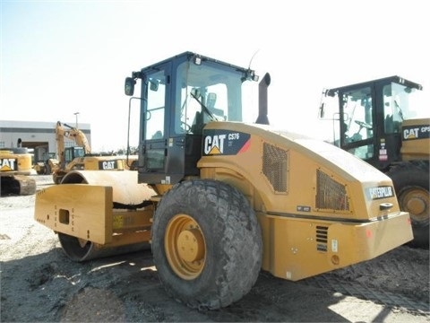 Compactadora Vibratoria Caterpillar CS76 usada a la venta Ref.: 1417824270428707 No. 2