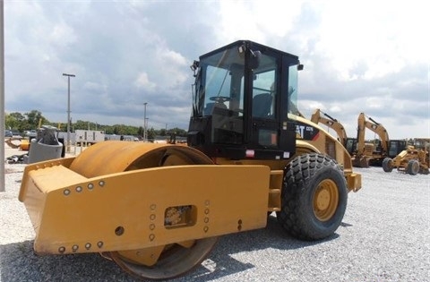 Compactadora Vibratoria Caterpillar CS76