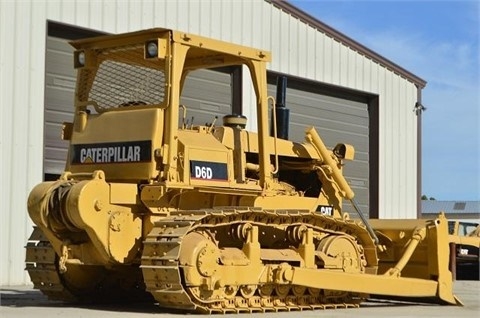 Tractores Sobre Orugas Caterpillar D6D