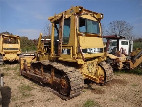 Tractores Sobre Orugas Caterpillar D6D