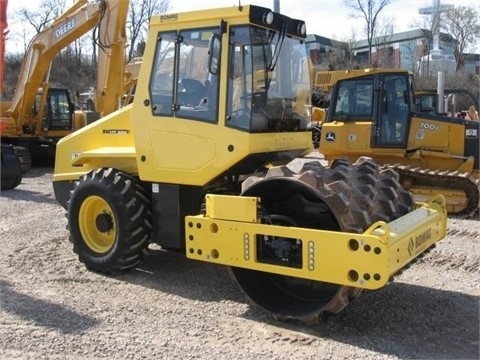 Compactadora Vibratoria Bomag BW177PDH